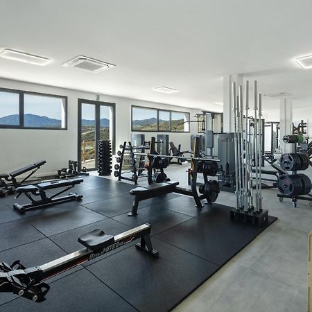 Oceanview Luxury Penthouse Apartment เอสเตโปนา ภายนอก รูปภาพ