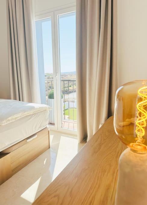 Oceanview Luxury Penthouse Apartment เอสเตโปนา ภายนอก รูปภาพ