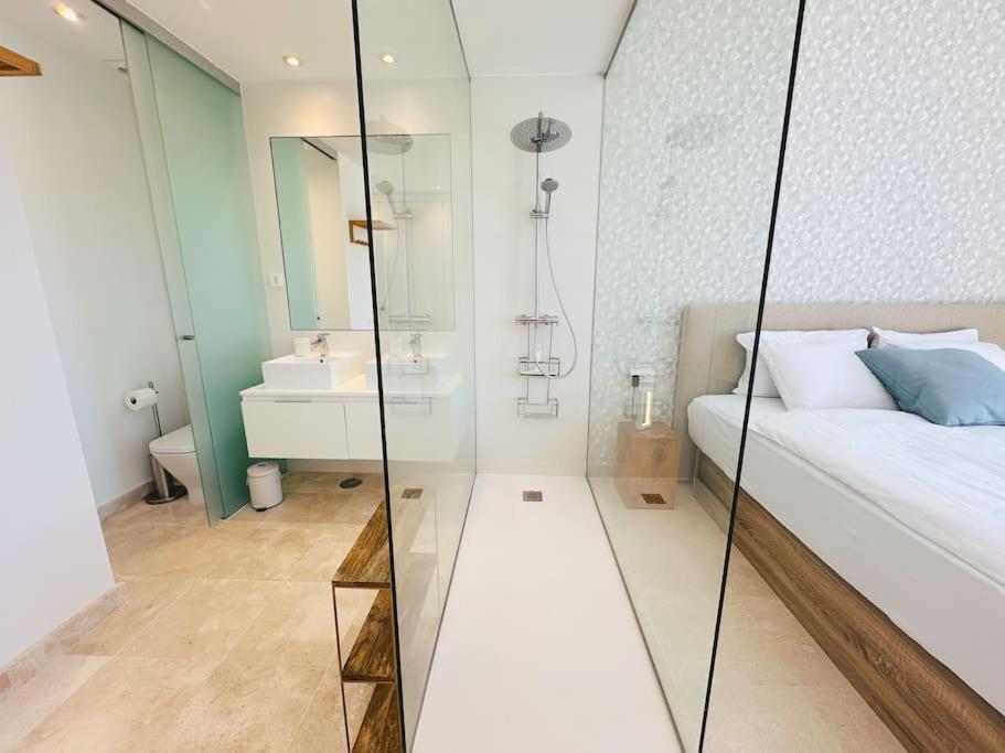 Oceanview Luxury Penthouse Apartment เอสเตโปนา ภายนอก รูปภาพ